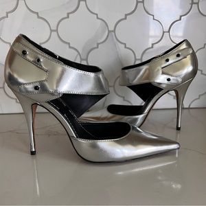 Elizabeth and James Metallica Heels